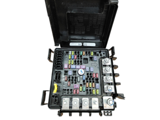 Блок предохранителей 68437206AE, 68477478AC Jeep Compass