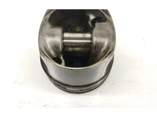 Поршень с шатуном 11257812567 Mini Cooper Countryman R60 для дизельного двигателя 1.6