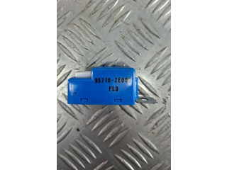 Блок управления 957102E000   KIA Sorento