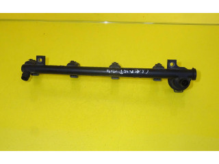 Топливная рампа 7700106024   Renault Scenic I  