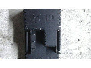 Pojistková skříňka Крышка ящика предохранителей 6G9T14C507, K067N Ford Mondeo MK IV 2008