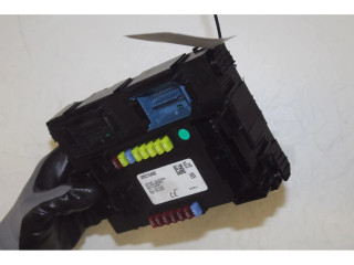 Блок предохранителей    Jeep Renegade    