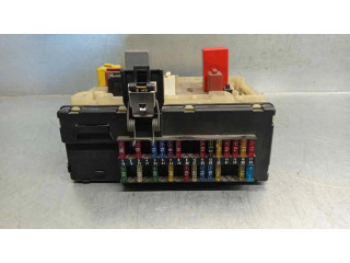 Блок предохранителей 95AG14A073DB Ford Escort