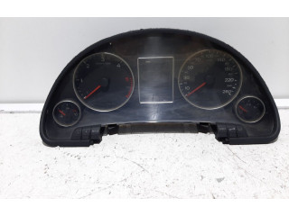 Přístrojová deska Audi RS4 B7 2004 02636263626065