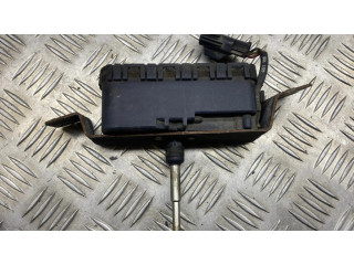 Моторчик стеклоочистителя 9151877, 0390206214 Volvo V70