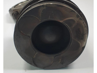  Поршень с шатуном  085190  Volvo V50  