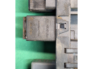 Блок комфорта 3c8937049d Volkswagen Caddy