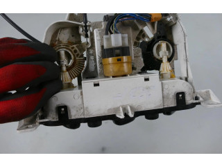 Блок управления климат-контролем    Mazda 323 F