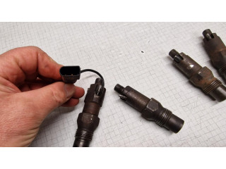 Vstřikovač LDC013R01A, LCR6705601E Ford Mondeo MK II pro naftový motor 1.8