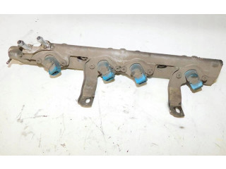 Vstřikovací lišta Renault Laguna I