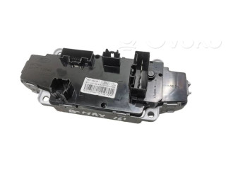 Блок управления климат-контролем AV1T-19980-DK   Ford B-MAX