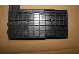 Pojistková skříňka 7H0937550 Volkswagen Transporter - Caravelle T5 2003