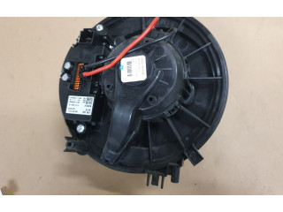 Вентилятор печки    3QF819021, 5Q0907521E   Volkswagen Tiguan