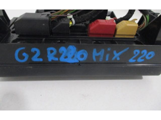 Блок управления климат-контролем 8U0820043B Audi Q3 F3