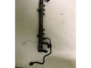 Топливная рампа 0445212023   Volvo S80   для двигателя .