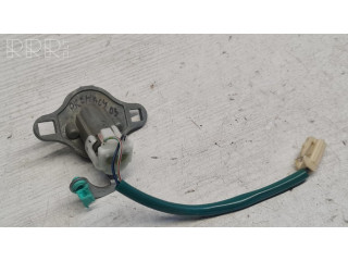 Замок задней крышки (наружный)