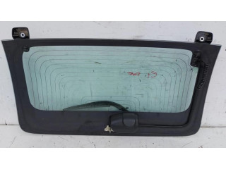 Задняя крышка (багажника)