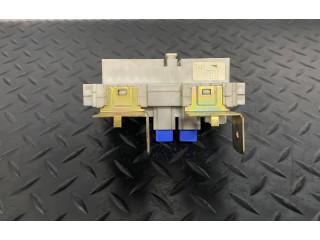 Блок предохранителей 7S200   Infiniti QX56    