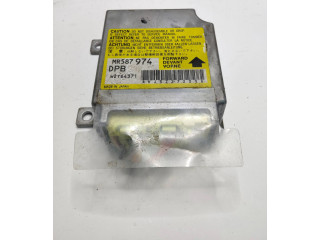 Блок подушек безопасности MR587974, W2T64371   Mitsubishi L200