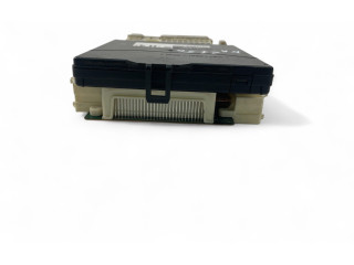 Блок управления коробкой передач 892210D120   Toyota Yaris