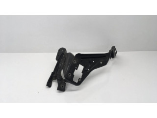 Держатель передней фары