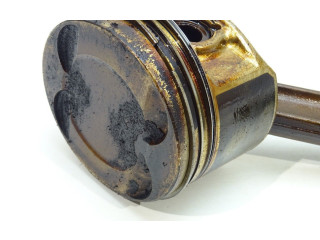  Поршень с шатуном  AYL  Ford Galaxy  