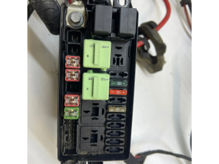 Блок предохранителей 17236010, 005451061111 Mini Cooper Countryman R60