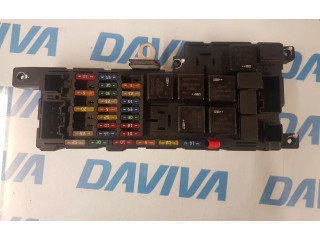 Блок предохранителей 518826003, 8678449 Volvo XC90