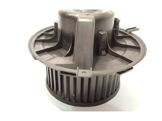 Вентилятор печки 1K1819015E Volkswagen Caddy