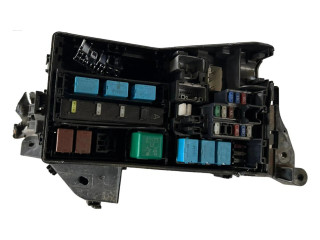 Блок предохранителей 8266253080 Lexus IS 220D-250-350