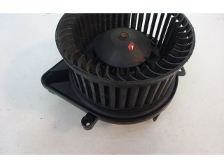 Вентилятор печки    8E1820021E   Audi A4 Allroad