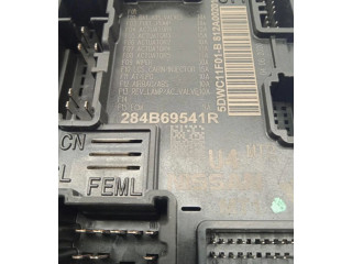 Блок предохранителей 284B69541R Renault Clio II