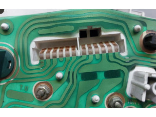 Přístrojová deska  Toyota Starlet (P70) III 1987 83200-10120, 257700-8750  