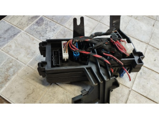 Pojistková skříňka A1645400272 Mercedes-Benz R AMG W251 2006