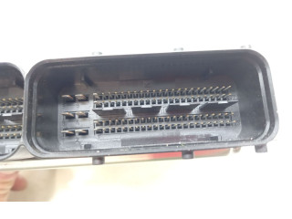 Řídící jednotka 03G906021AQ, 0281012390 Volkswagen Caddy 2005