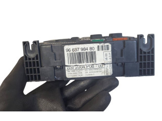 Блок предохранителей 9663798480 Citroen C4 I