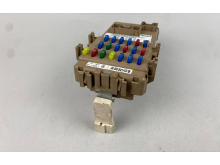 Блок предохранителей 611301 Subaru Forester SG