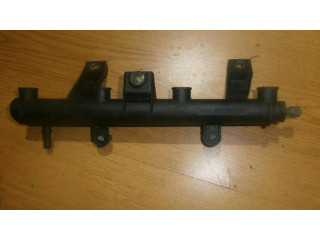 Топливная рампа 9628982980 Citroen Xsara Picasso 1.6