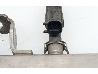 Топливная рампа 4M5G9D280DB   Volvo S40   для двигателя B4184S11