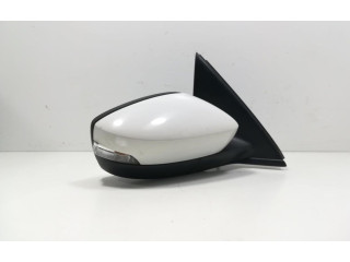 Зеркало электрическое        Skoda Fabia Mk3 (NJ)  2015 - 2021 года   