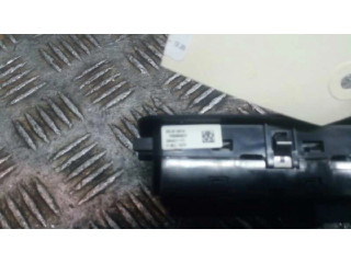 Включатель электрических окон