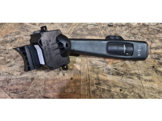 Ручка стеклоочистителей    Volvo V50