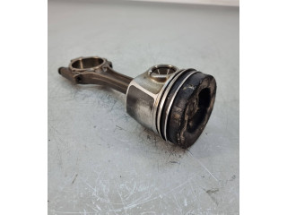 Поршень с шатуном Skoda Octavia Mk3 (5E)