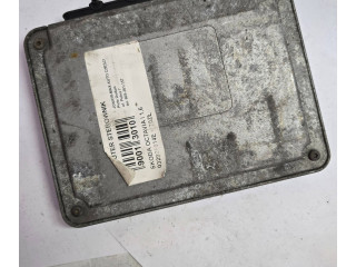 Блок управления двигателя 032906014E, 6160026010 Skoda Octavia Mk1 (1U)