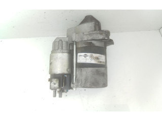 Масляный насос   233007970r, 233007970R  Renault Clio IV 