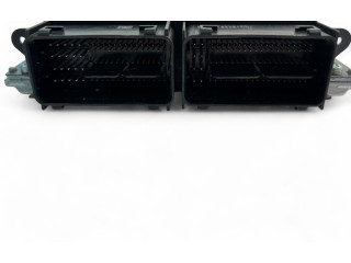 Блок управления двигателем Блок управления 32242004   Volvo XC90