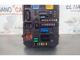 Блок предохранителей 983079058000, 983079058000   Peugeot Expert    