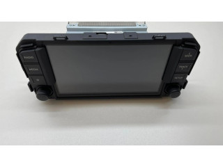 Радио/ проигрыватель CD/DVD / навигация