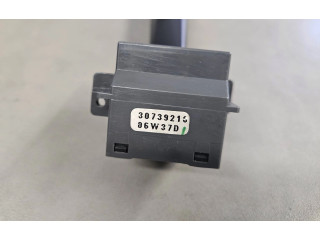 Ручка стеклоочистителей 30739218, 06W37D   Volvo V70