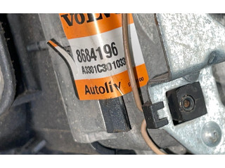 Подушка безопасности водителя 8684196   Volvo XC70